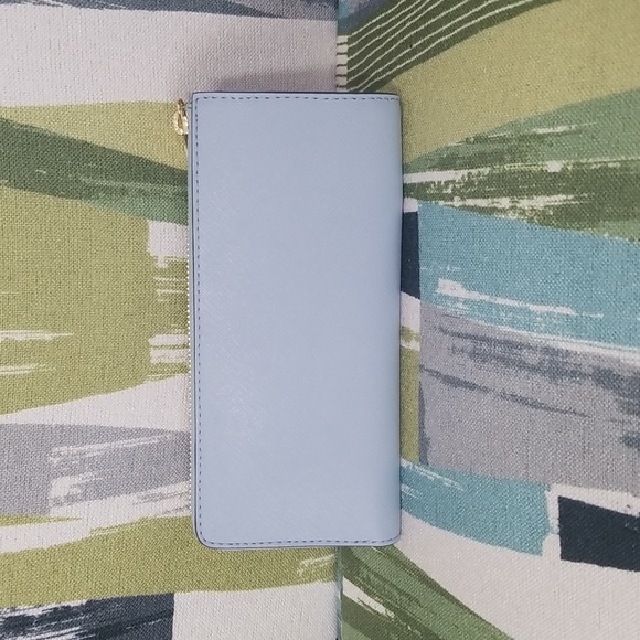Michael Kors Jet Set Travel L Zip Wallet In Pale Blue(Saffiano Leather) - Picture 5 of 9